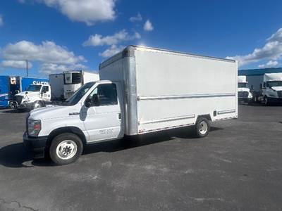 Ford E-350 Box Truck - 305HP, 6 Speed Automatic, Roll up Door
