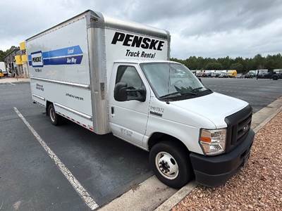 Ford E-350 Box Truck - 305HP, 6 Speed Automatic, Roll up Door