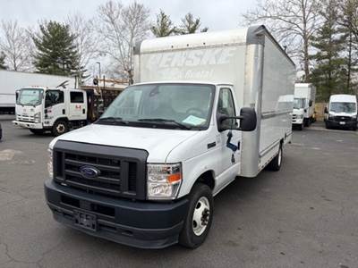 Ford E350 Box Truck - 305HP, 6 Speed Automatic, Roll up Door