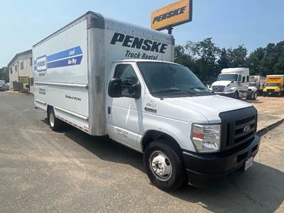 Ford E-350 Box Truck - 305HP, 6 Speed Automatic, Roll up Door