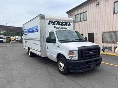 Ford E-350 Box Truck - 305HP, 6 Speed Automatic, Roll up Door