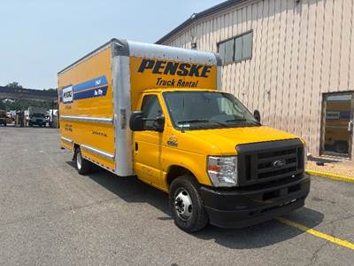 Ford E-350 Box Truck - 305HP, 6 Speed Automatic, Roll up Door