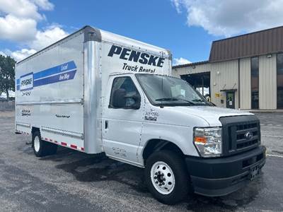 Ford E-350 Box Truck - 305HP, 6 Speed Automatic, Roll up Door
