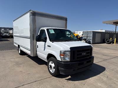 Ford E-350 Box Truck - 305HP, 6 Speed Automatic, Roll up Door