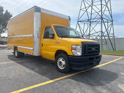 Ford E-350 Box Truck - 305HP, 6 Speed Automatic, Roll up Door