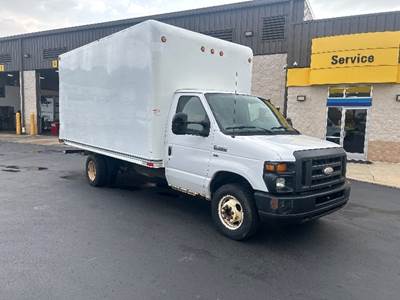 Ford E-350 Box Truck - 255HP, 5 Speed Automatic, Roll up Door