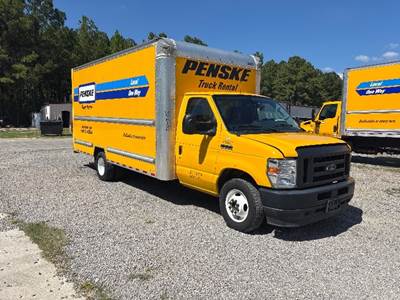 Ford E-350 Box Truck - 305HP, 6 Speed Automatic, Roll up Door