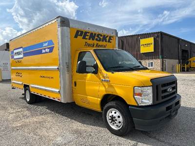 Ford E-350 Box Truck - 305HP, 6 Speed Automatic, Roll up Door