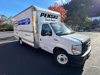 Ford E-350 Box Truck - 305HP, 6 Speed Automatic, Roll up Door