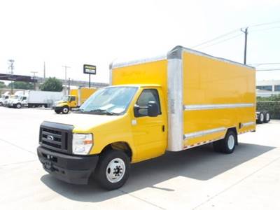 Ford E350 Box Truck - 305HP, 6 Speed Automatic, Roll up Door