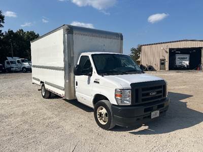 Ford E350 Box Truck - 305HP, 6 Speed Automatic, Roll up Door
