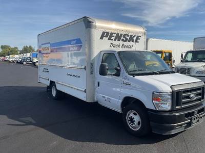 Ford E350 Box Truck - 305HP, 6 Speed Automatic, Roll up Door