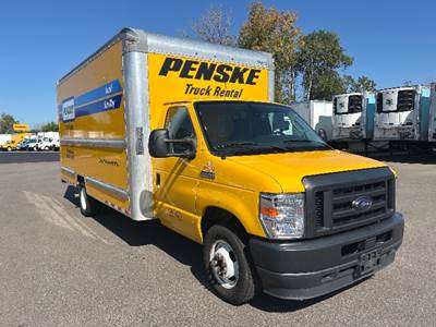 Ford E350 Box Truck - 305HP, 6 Speed Automatic, Roll up Door