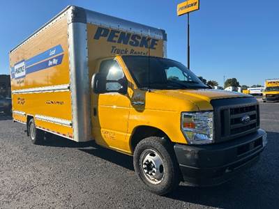 Ford E350 Box Truck - 305HP, 6 Speed Automatic, Roll up Door