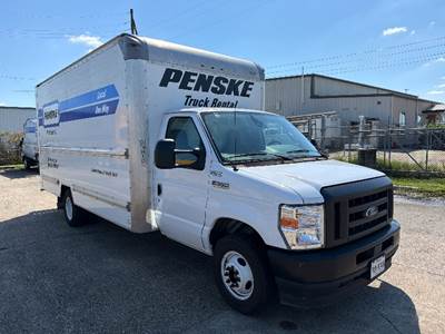 Ford E350 Box Truck - 305HP, 6 Speed Automatic, Roll up Door