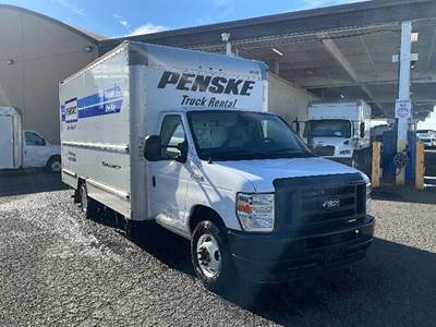 Ford E350 Box Truck - 305HP, 6 Speed Automatic, Roll up Door