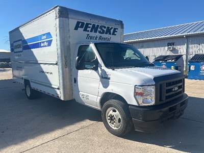 Ford E350 Box Truck - 305HP, 6 Speed Automatic, Roll up Door
