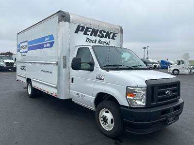 Ford E350 Box Truck - 305HP, 6 Speed Automatic, Roll up Door