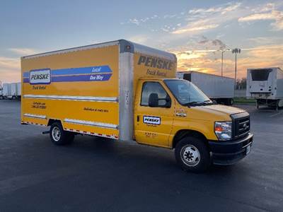 Ford E350 Box Truck - 305HP, 6 Speed Automatic, Roll up Door