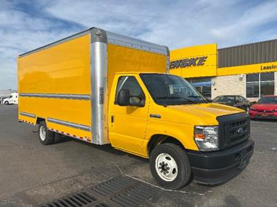 Ford E350 Box Truck - 305HP, 6 Speed Automatic, Roll up Door