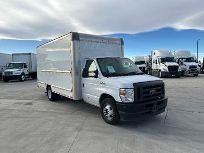 Ford E350 Box Truck - 305HP, 6 Speed Automatic, Roll up Door