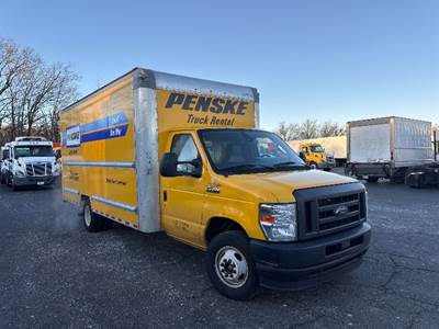 Ford E350 Box Truck - 305HP, 6 Speed Automatic, Roll up Door