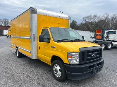 Ford E350 Box Truck - 305HP, 6 Speed Automatic, Roll up Door