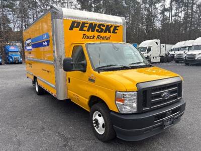 Ford E350 Box Truck - 305HP, 6 Speed Automatic, Roll up Door