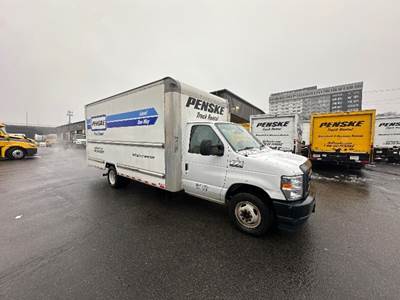 Ford E350 Box Truck - 305HP, 6 Speed Automatic, Roll up Door
