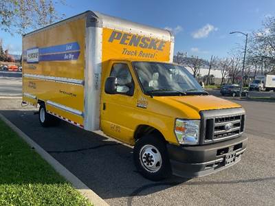 Ford E350 Box Truck - 305HP, 6 Speed Automatic, Roll up Door