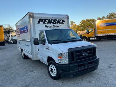 Ford E350 Box Truck - 305HP, 6 Speed Automatic, Roll up Door