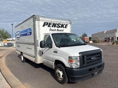 Ford E350 Box Truck - 305HP, 6 Speed Automatic, Roll up Door