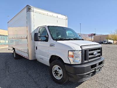 Ford E350 Box Truck - 305HP, 6 Speed Automatic, Roll up Door