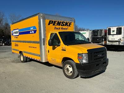 Ford E350 Box Truck - 305HP, 6 Speed Automatic, Roll up Door