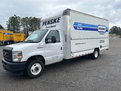 Ford E350 Box Truck - 305HP, 6 Speed Automatic, Roll up Door