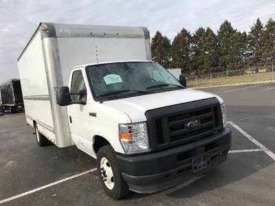 Ford E350 Box Truck - 305HP, 6 Speed Automatic, Roll up Door