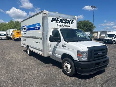 Ford E350 Box Truck - 305HP, 6 Speed Automatic, Roll up Door