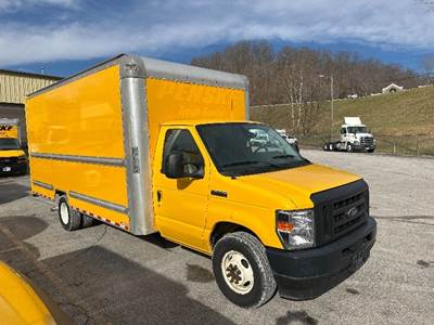 Ford E350 Box Truck - 305HP, 6 Speed Automatic, Roll up Door