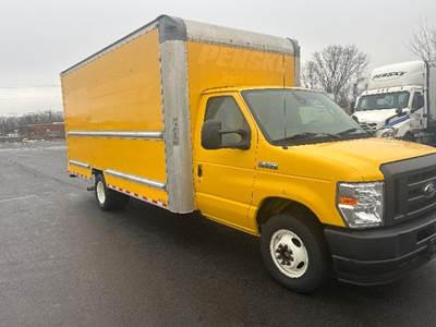 Ford E350 Box Truck - 305HP, 6 Speed Automatic, Roll up Door