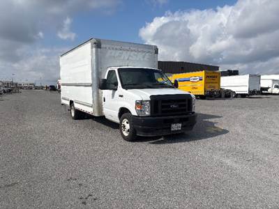 Ford E350 Box Truck - 305HP, 6 Speed Automatic, Roll up Door