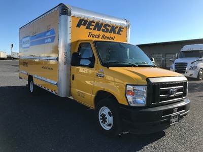 Ford E350 Box Truck - 305HP, 6 Speed Automatic, Roll up Door