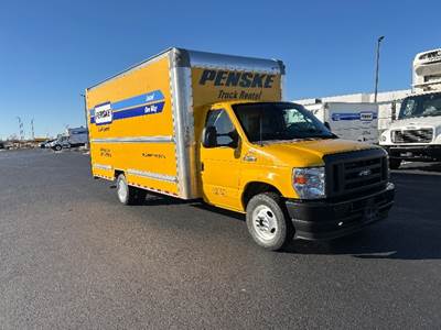 Ford E350 Box Truck - 305HP, 6 Speed Automatic, Roll up Door