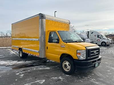 Ford E350 Box Truck - 305HP, 6 Speed Automatic, Roll up Door