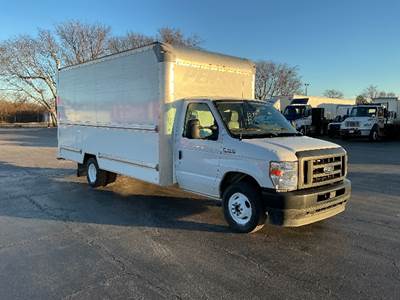 Ford E350 Box Truck - 305HP, 6 Speed Automatic, Roll up Door