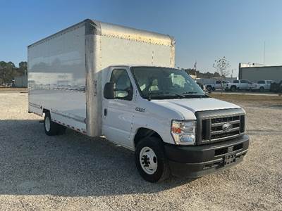 Ford E350 Box Truck - 305HP, 6 Speed Automatic, Roll up Door