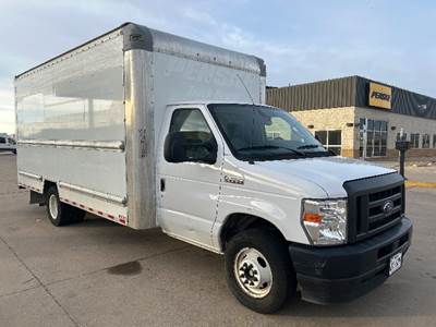 Ford E350 Box Truck - 305HP, 6 Speed Automatic, Roll up Door