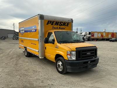 Ford E350 Box Truck - 305HP, 6 Speed Automatic, Roll up Door