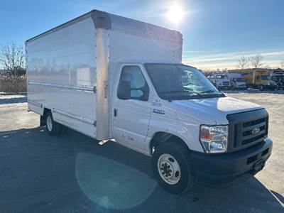 Ford E350 Box Truck - 305HP, 6 Speed Automatic, Roll up Door