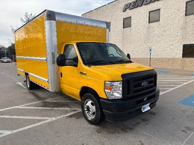 Ford E350 Box Truck - 305HP, 6 Speed Automatic, Roll up Door