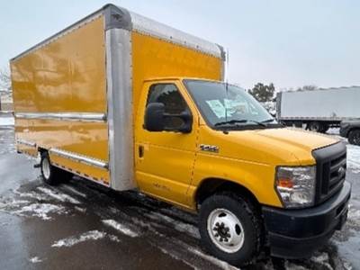 Ford E350 Box Truck - 305HP, 6 Speed Automatic, Roll up Door